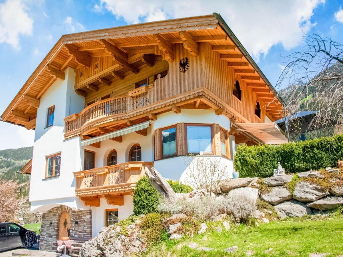 Beautiful Apartment In Ramsau With Balcony Ramsau im Zillertal Dış mekan fotoğraf