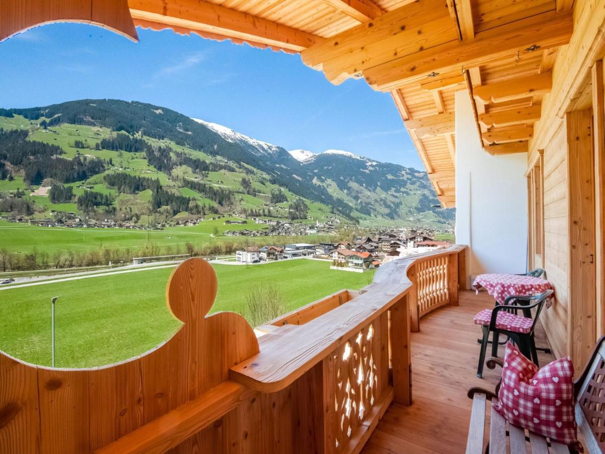 Beautiful Apartment In Ramsau With Balcony Ramsau im Zillertal Dış mekan fotoğraf